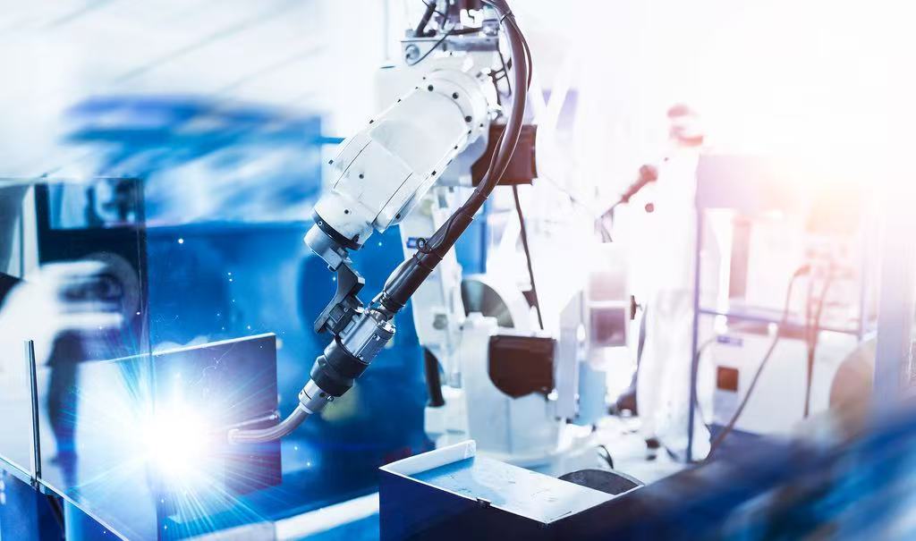 الأسطوانات الهيدروليكية الموفرة للطاقة HCIC: وفر 25% على فواتير الكهرباء لمعدات الطاقة الجديدة كل عام