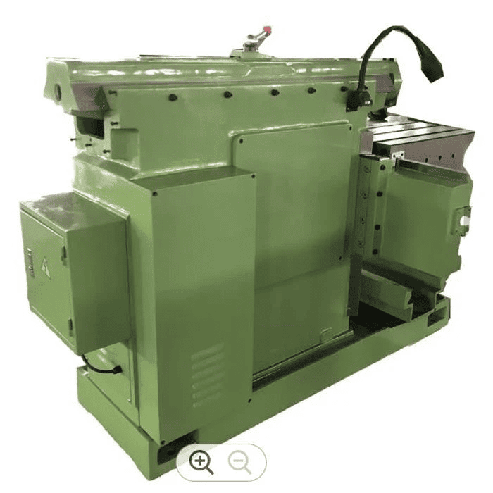 ماكينة تشكيل المعادن