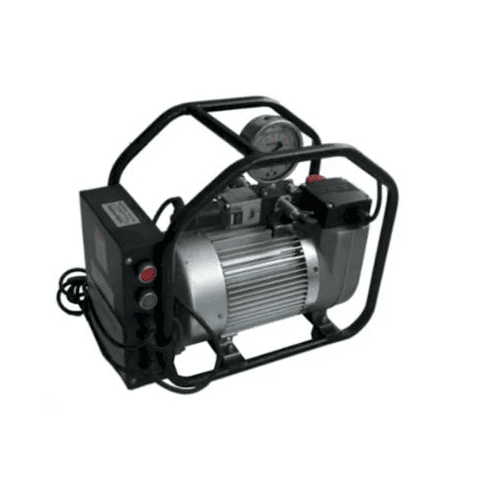 تتضمن مضخة مفتاح عزم الدوران وحدة القيادة